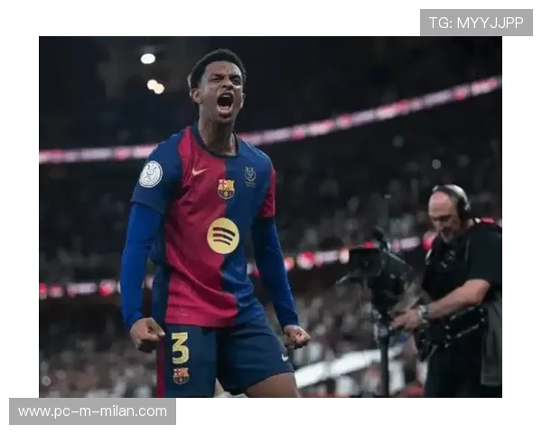 巴萨莱万连续抢点头球破网，让对手防不胜防